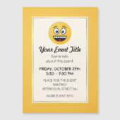 口を開けて微笑む顔 (正面)