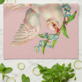 口元に棘のある美しい白い鳩 キッチンタオル (折り畳み)