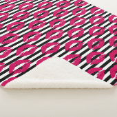 口紅のキスB&Wの縞模様 シェルパブランケット (3/4)