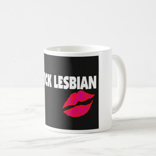 口紅のレズビアン(陽気なレズビアン)のギフト コーヒーマグカップ (正面右)