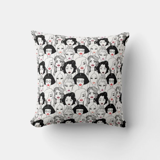 口紅パターンを持つ女性 クッション (正面)