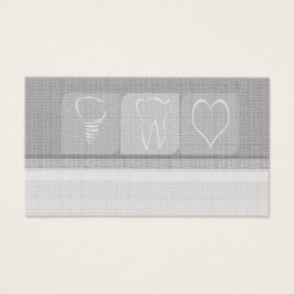 口頭心配の歯科医の歯の歯科インプラント