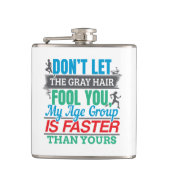 古いおもしろいランナー – より速い年齢グループランニングの フラスク (正面)