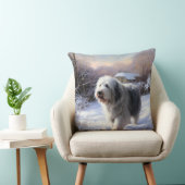 古いイギリスの牧羊犬が雪のクリスマスを過ごした クッション (椅子)