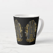 古いエジプトの象形文字の記号で名前を表示 カフェラテマグ (右アングル)