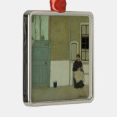 古いオランダの女性が彼女の家の前に(ヤンマンクス) メタルオーナメント (右)