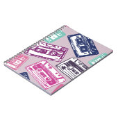 古いオーディオを使ったヴィンテージハンドのシームレスなパターン ノートブック (左側)