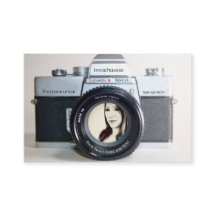 古いカメラが写真を撮る