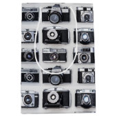 古いカメラコレクターフォトグラファーのギフトラップ ミディアムペーパーバッグ (正面)