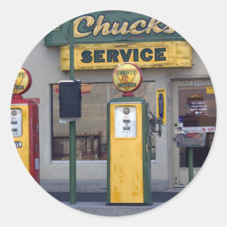 古いガソリンスタンド ラウンドシール