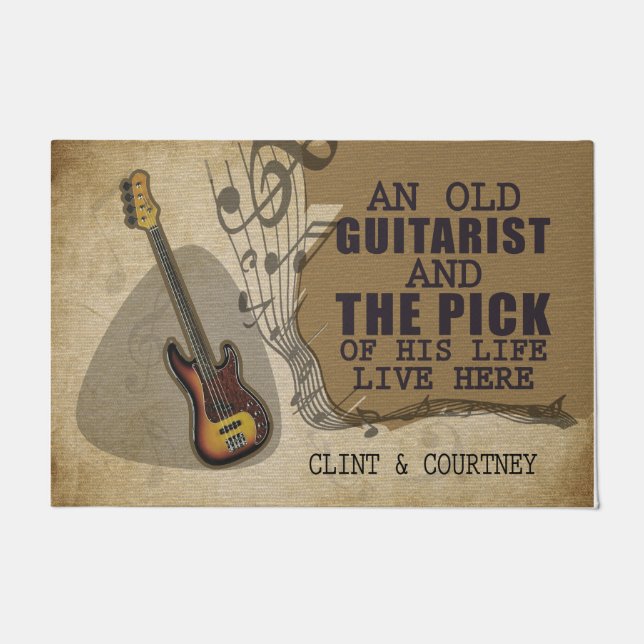 古いギタリストと彼の人生の中で選んだ人生がここに生きる ドアマット (正面)