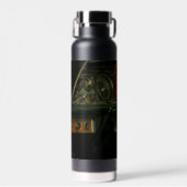 古いクラシック車のダッシュボードのステアリングホイール ウォーターボトル (正面)