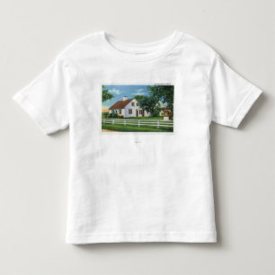 古いケープコッドの家の眺め トドラーTシャツ