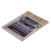 古いタイプライター ノートブック (左側)