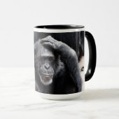 古いチンパンジーのマグカップ – 選択スタイル、色 マグカップ (正面右)
