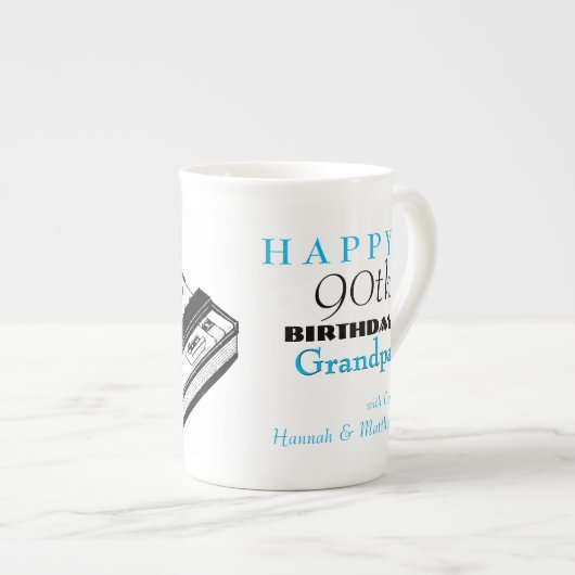 古いテープレコーダー90歳の誕生日パーソナライズされたマグカップ ボーンチャイナマグカップ (正面右)