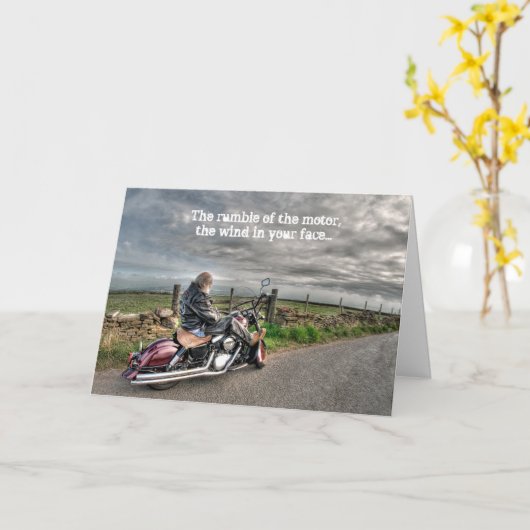 古いバイクもしくは自転車に乗る人バイクライダー誕生日 カード (黄色い花)