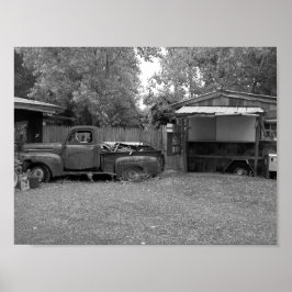 古いピックアップトラックの白黒の写真 ポスター