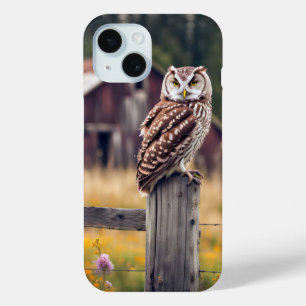 古いフェンスのポストにフクロウ iPhone 15ケース