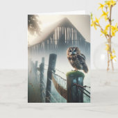 古いフェンス柱に乗ったフクロウの誕生日 カード (黄色い花)