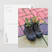 古いブーツの花 ポストカード (正面/裏面)