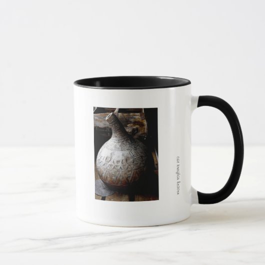 古いポット マグカップ (右)