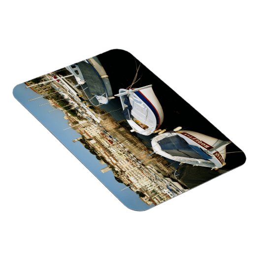 古いポート マグネット (右側)