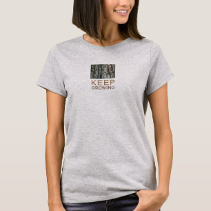 古いマツ吠え声は成長を保ちます Tシャツ