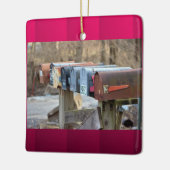 古いメールボックスの写真 セラミックオーナメント (左)