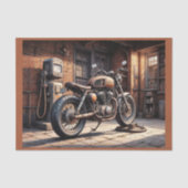 古いモトサイクルがヴィンテージ車庫に停まっていた 薄葉紙 (正面)