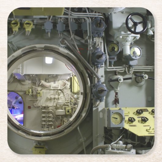 古いレトロな潜水艦で潜る スクエアペーパーコースター (正面)