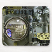 古いレトロな潜水艦で潜る マウスパッド (正面)