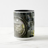 古いレトロな潜水艦で潜る マグカップ (中央)