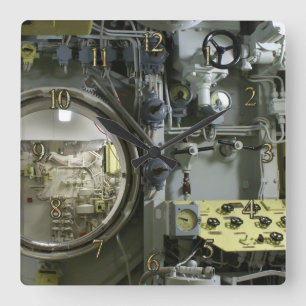古いレトロ潜水艦 スクエア壁時計