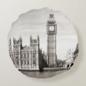 古いロンドン、黒と白。 ラウンドクッション (裏面)