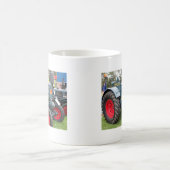 古いヴィンテージのLanzのブルドッグのトラクターの農業機械 コーヒーマグカップ (中央)