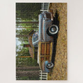 古いヴィンテージラスティ納屋を見つける車ウッディコンバーチブル ジグソーパズル (縦)