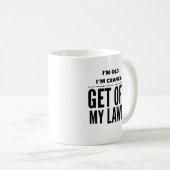 古い不機嫌な私の芝生のマグカップを降りる コーヒーマグカップ (正面右)