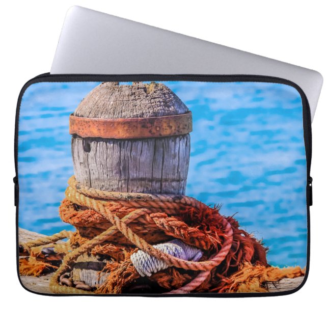 古い係留ボラード ラップトップスリーブ (正面)
