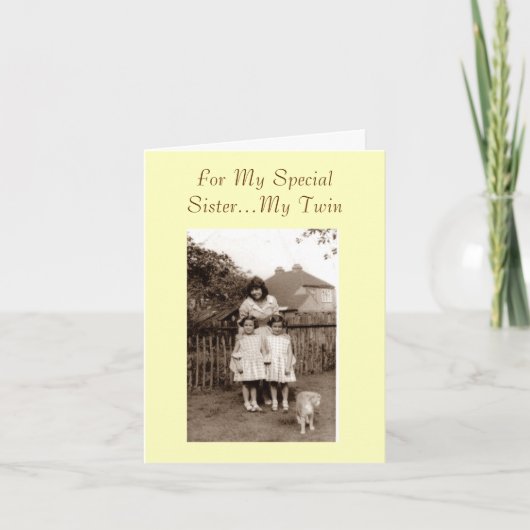 古い写真かわいい同じ双子の女の子の姉に精通 カード (正面)