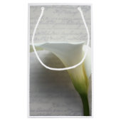 古い台本にユリを呼ぶ スモールペーパーバッグ (裏面)