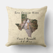 古い地図と愛が住むテキサス州州の形をした写真 クッション (正面)