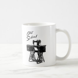 古い学校のペダルのミシンのマグ コーヒーマグカップ