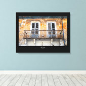 古い建物バルコニー，リマソル，キプロスキャンバス キャンバスプリント (インサイチュ (ウッドフロア))