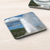 古い忠実な間欠泉コースターセット コースター (左側)