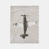 古い戦闘機の飛行機B&Wのフリースブランケット フリースブランケット (正面)