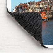古い救命ボートの家とのWhitby マウスパッド (コーナー)
