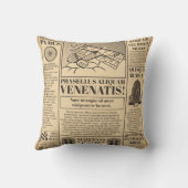 古い新聞ヴィンテージ。レトロ文字a クッション (裏面)