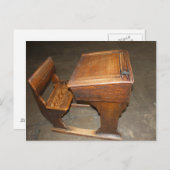 古い木製の机と椅子のポストカード ポストカード (正面/裏面)