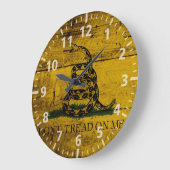 古い木製の穀物のガズデンの旗 ラージ壁時計 (傾斜)